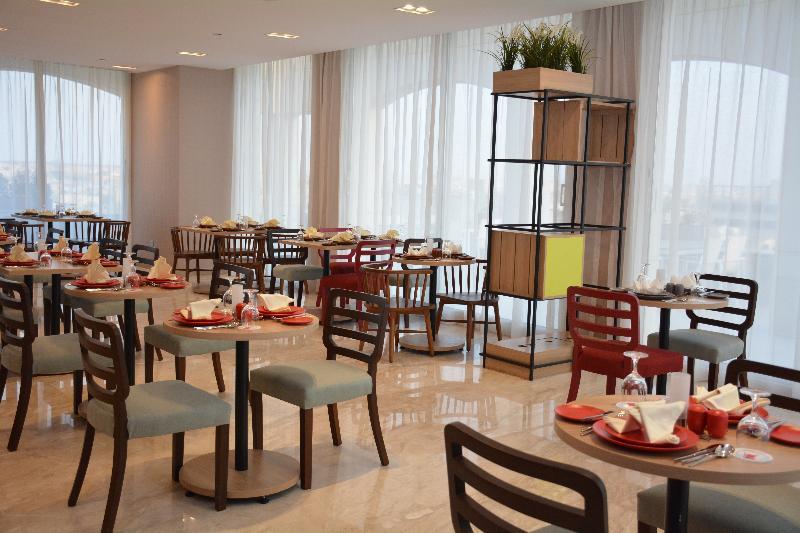 Intercityhotel Riyadh Malaz Exterior photo